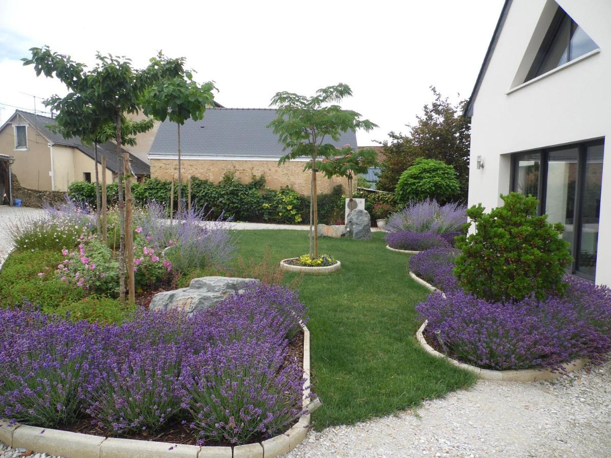 Au Parfum Des Lavandes Précigné Exterior foto